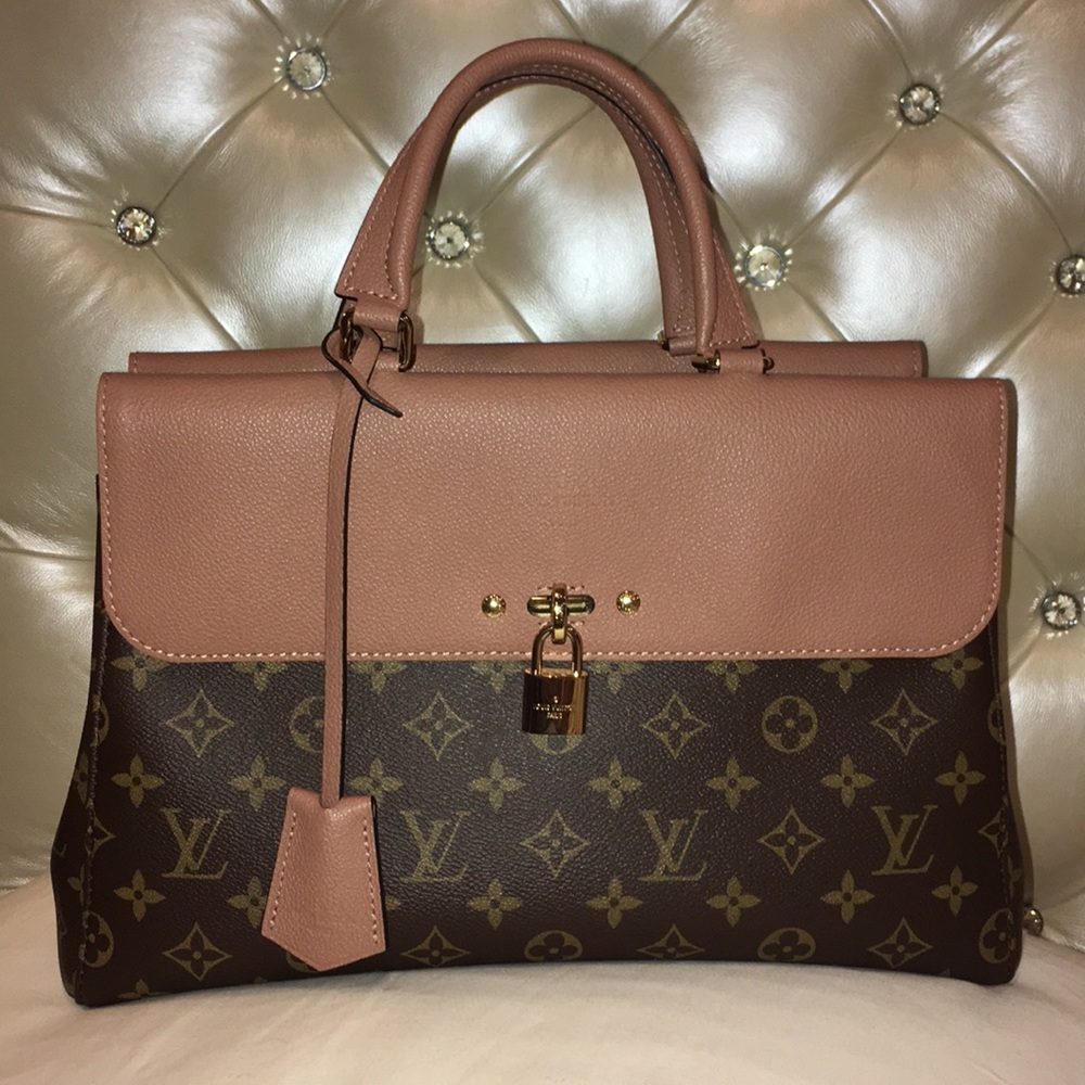 Louis Vuttion Hand Bag